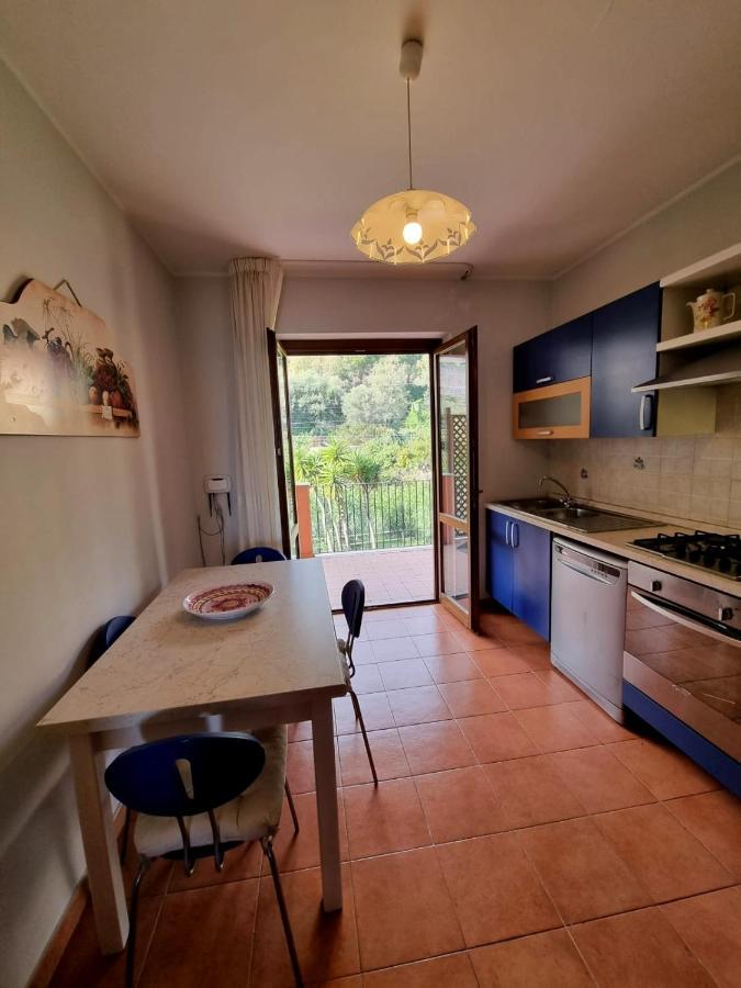 Ferienwohnung Casa Tritone Mazzeo Exterior foto